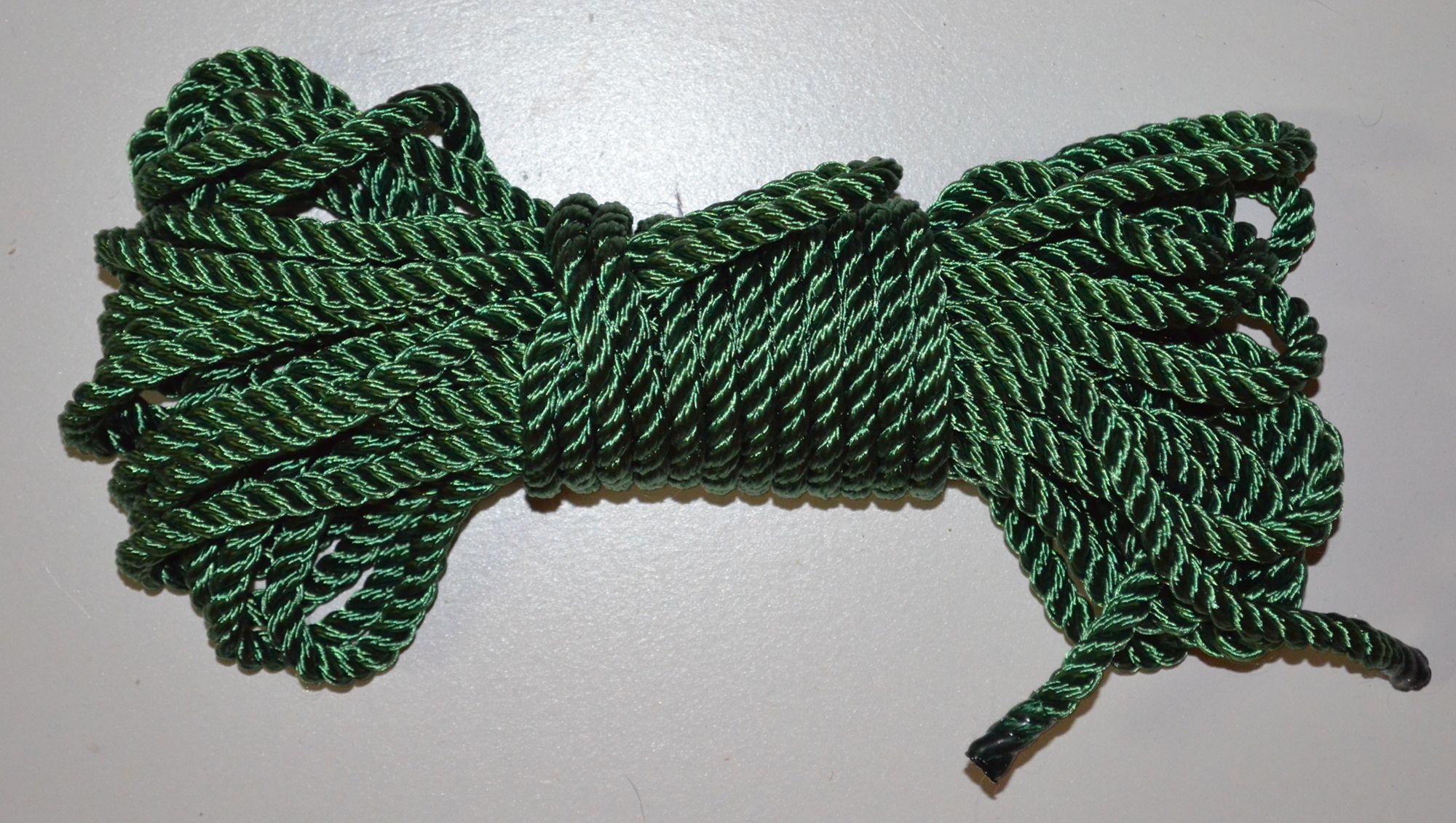 30 Green Nylon Rope Knottiekittie 30-green-nylon-rope-knottiekittie